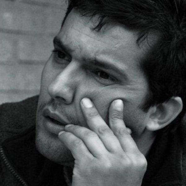 دانلود آهنگ تاریک تاریکم